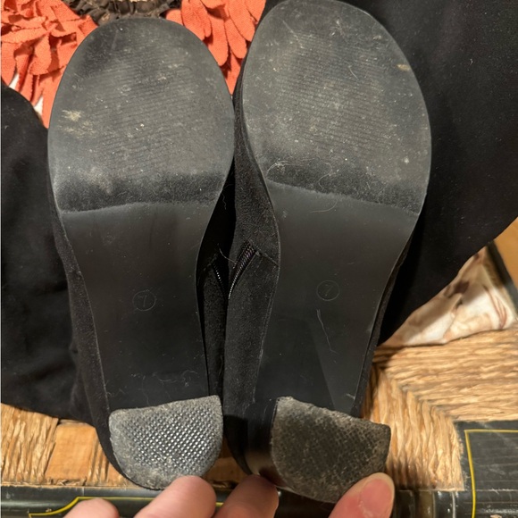 Over knee black soft black boots - Picture 3 of 5